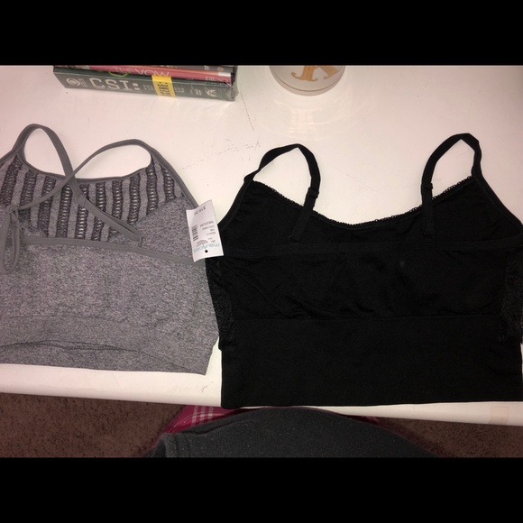 Sports bras - Picture 4 of 4